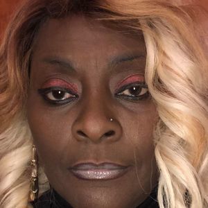 Meet your Posher, Darcell